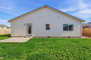 262 NW Par Ave, Madras, OR 97741 - Photo 31