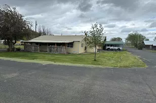 215 B Ave, Seneca, OR 97873 - Photo 31