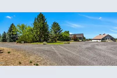 8341 SW Copley Road, Powell Butte, OR 97753 - Photo 35
