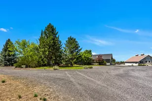 8341 SW Copley Rd, Powell Butte, OR 97753 - Photo 35