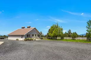 8341 SW Copley Rd, Powell Butte, OR 97753 - Photo 33