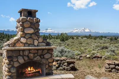 66967 Lance Road, Bend, OR 97703 - Photo 3