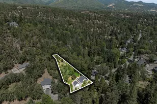 1120 S 3rd St, Jacksonville, OR 97530 - Photo 45