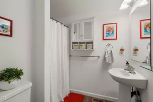 1120 S 3rd St, Jacksonville, OR 97530 - Photo 21