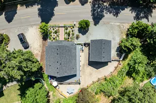 1120 S 3rd St, Jacksonville, OR 97530 - Photo 41