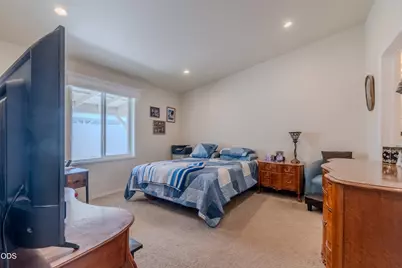 333 Mountain View Drive #UNIT 75, Talent, OR 97540 - Photo 25