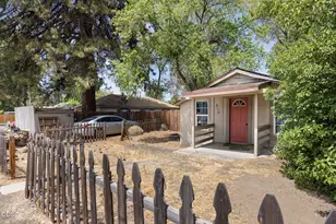 216 NE Kearney Ave, Bend, OR 97701 - Photo 15