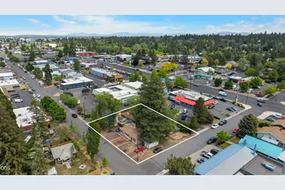 216 NE Kearney Avenue, Bend, OR 97701 - Photo 5
