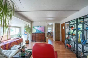 2252 Table Rock Rd, Medford, OR 97501 - Photo 7