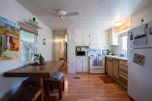 2252 Table Rock Rd, Medford, OR 97501 - Photo 7
