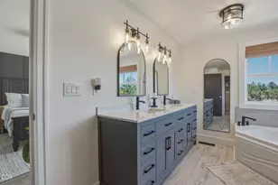 69550 Pine Ridge Dr, Sisters, OR 97759 - Photo 15