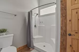 69550 Pine Ridge Dr, Sisters, OR 97759 - Photo 31