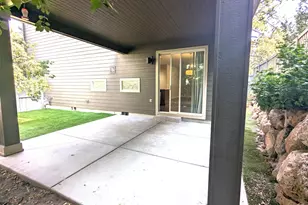 2337 NW Debron Ln, Bend, OR 97703 - Photo 21
