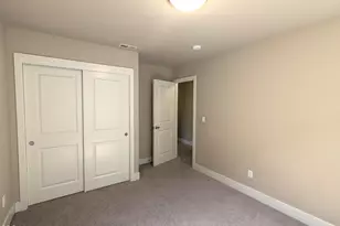 2337 NW Debron Ln, Bend, OR 97703 - Photo 13