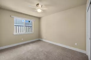 2337 NW Debron Ln, Bend, OR 97703 - Photo 27