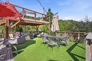 900 Rancho Vista Dr, Grants Pass, OR 97526 - Photo 35