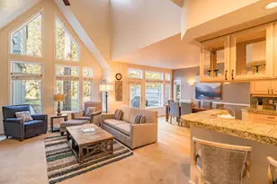 57029 Peppermill Cir, Sunriver, OR 97707 - Photo 13