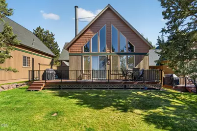 8778 Cliff Swallow Drive, Redmond, OR 97756 - Photo 3