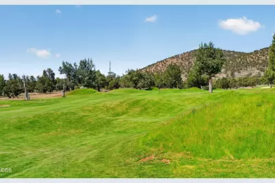 8778 Cliff Swallow Drive, Redmond, OR 97756 - Photo 41