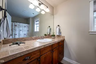 20768 NE Horizon Ridge Pl, Bend, OR 97701 - Photo 31