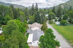 403 Berglund St, Rogue River, OR 97537 - Photo 39
