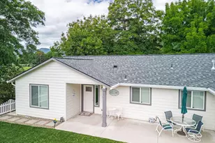 403 Berglund St, Rogue River, OR 97537 - Photo 37