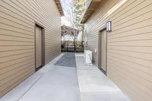 407 Selah Ln, Cave Junction, OR 97523 - Photo 27