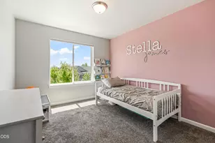 16504 Pne Crk Dr, La Pine, OR 97739 - Photo 21