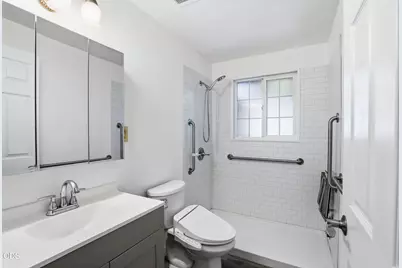 209 Coral Circle, Phoenix, OR 97535 - Photo 15