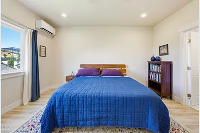137 Willow Springs Drive, Talent, OR 97540 - Photo 33