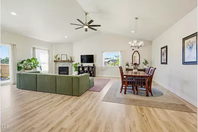137 Willow Springs Drive, Talent, OR 97540 - Photo 11