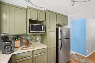 60282 Pawnee Ln, Bend, OR 97702 - Photo 11