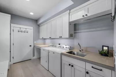 61525 Meeks Trail, Bend, OR 97702 - Photo 45
