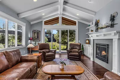 61525 Meeks Trail, Bend, OR 97702 - Photo 11