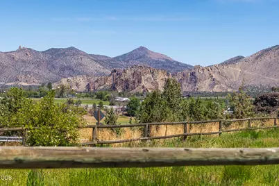 6900 NE 1st Street, Redmond, OR 97756 - Photo 55