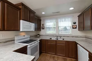 440 SW 31st St, Redmond, OR 97756 - Photo 7