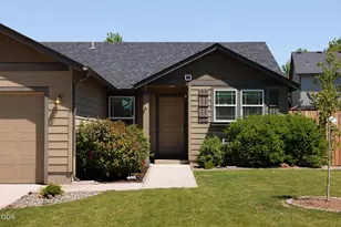 440 SW 31st St, Redmond, OR 97756 - Photo 3