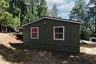 235 Citadel Rd, Trail, OR 97541 - Photo 5