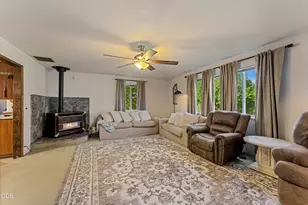 1120 SW Cottonwood St, Grants Pass, OR 97526 - Photo 13