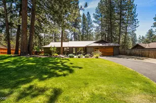2204 NW Marken St, Bend, OR 97703 - Photo 3