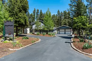 15194 E River Loop Dr E, Bend, OR 97707 - Photo 3