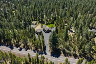 16969 Spring River Rd, Bend, OR 97707 - Photo 3