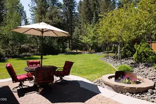 16969 Spring River Rd, Bend, OR 97707 - Photo 15