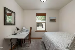 16969 Spring River Rd, Bend, OR 97707 - Photo 41