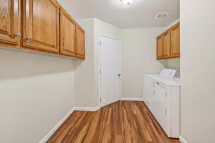2990 NE Wells Acres Rd, Bend, OR 97701 - Photo 19