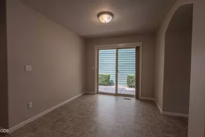 417 NW 27th Street, Redmond, OR 97756 - Photo 9
