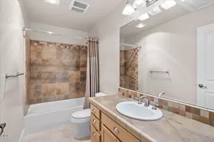 3880 Crystal Springs Dr, Medford, OR 97504 - Photo 25