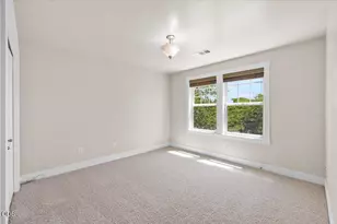3880 Crystal Springs Dr, Medford, OR 97504 - Photo 31