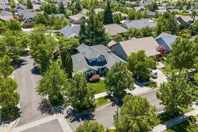 3880 Crystal Springs Drive, Medford, OR 97504 - Photo 31