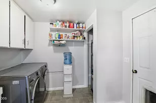 1741 Serenity Dr, Medford, OR 97504 - Photo 13